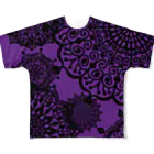 sandy-mのヴィンテージ レース柄 パープル All-Over Print T-Shirt