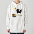 MirofuruDesignのラーメンが大好きな黒猫がラーメンを見つけて驚いている Heavyweight Hoodie