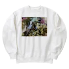 わが家の猫山さん。の猫山さん。おさんぽ野原へ。 Heavyweight Crew Neck Sweatshirt