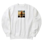 たらたらこっこのレトロなサーフボードとひまわりのデザイン。 Heavyweight Crew Neck Sweatshirt