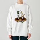 うさやのドーナツをゲットしてご満悦の猫 Heavyweight Crew Neck Sweatshirt