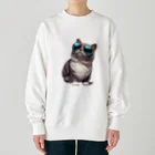 AQUAMETAVERSEのサングラスをかけた、かわいいネコ Marsa 106 Heavyweight Crew Neck Sweatshirt