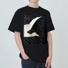 PALA's SHOP　cool、シュール、古風、和風、の黒と白　水鳥の柄 Heavyweight T-Shirt