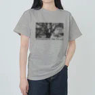 Innocent_DesignのInnocence in the Forest ヘビーウェイトTシャツ