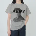 部屋とデニムとわたしのU.S.ARMYな野口英世さん Heavyweight T-Shirt