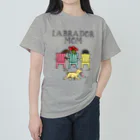 ハッピー・ラブラドールズのプールサイドのラブラドール・マム Heavyweight T-Shirt