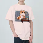 L.T.M（エル.ティー.エム）のソファーでテレビを見ている柴犬 Heavyweight T-Shirt