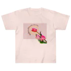 太郎丸のSakura kissed a tulip. Heavyweight T-Shirt