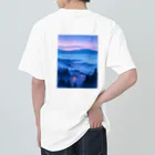 AQUAMETAVERSEの雲海とホテル街の灯　ラフルール　1859 Heavyweight T-Shirt