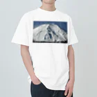 下田村の冠雪した富士山_003 ヘビーウェイトTシャツ