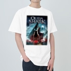 COMMA＋の『ウィジャ・シャーク 霊界サメ大戦』英語版ジャケット Heavyweight T-Shirt