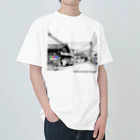 新稲ずなの高度に抽象化された例の看板 Heavyweight T-Shirt