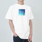 FrostySummitCreationsのUrban Skies Heavyweight T-Shirt