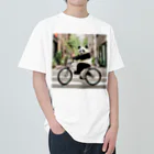 junpeiganba07の街の中を自転車で走るパンダ Heavyweight T-Shirt