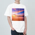 Chama's shopの海と夕日 Heavyweight T-Shirt