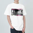 daikoＳhopのバス停前の台子 Heavyweight T-Shirt