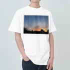 さちの部屋のとある日の夕焼け Heavyweight T-Shirt