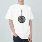 WAMI ARTの縄文神鏡八咫 ヘビーウェイトTシャツ