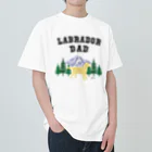 ハッピー・ラブラドールズのLabrador Dad イエローラブラドール Heavyweight T-Shirt