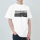 ひざにやのBeach１ Heavyweight T-Shirt