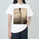 aoi.aoの砂浜の上の足跡 - I was, I am, I will be Heavyweight T-Shirt