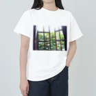 nostalgia のThe other side of the window Heavyweight T-Shirt