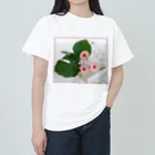 Keika-IkebanastudioのGerbera in Pond - Ikebana Studio : Keika Heavyweight T-Shirt