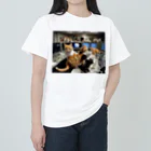 土曜日のにゃんぱねらのNYASA（にゃさ）で任務にあたるねっこ Heavyweight T-Shirt