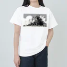 ヨッシーの廃墟 Heavyweight T-Shirt