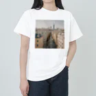 ただの大学生の綺麗なビル街のアイテムグッズ Heavyweight T-Shirt