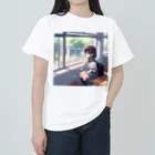 AI Creative Hub（AIクリエイティブハブ）の窓際の女子高生 Heavyweight T-Shirt