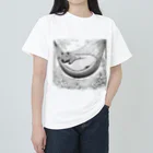 hanamama405387のカピバラのお昼寝 ヘビーウェイトTシャツ