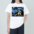 Dog Art Museumの【星降る夜 - シュナウザー犬の子犬 No.3】 Heavyweight T-Shirt