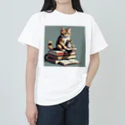 三毛猫shopの本を読む猫 ヘビーウェイトTシャツ