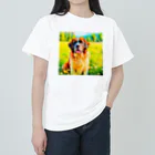 犬好きのしましまの水彩画の犬 花畑のセントバーナードのイラスト Heavyweight T-Shirt