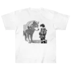 桜音ことこ企画の雪原の少年とオオカミ Heavyweight T-Shirt