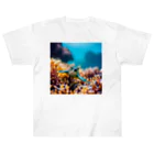 光るハイビスカスの珊瑚と亀 ヘビーウェイトTシャツ