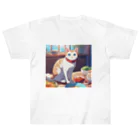 ニコちゃんのご飯の前で座り込む仕草の猫 Heavyweight T-Shirt