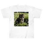 安達聖也の草むらの猫 Heavyweight T-Shirt