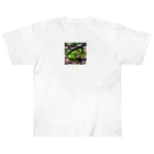 Sunbathingのコスモスの上で休憩するアマガエル Heavyweight T-Shirt