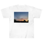 さちの部屋のとある日の夕焼け Heavyweight T-Shirt