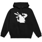 鬼とうさぎのお店の五寸釘とカナヅチを持ったうさぎ Hoodie