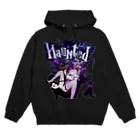 loveclonesのHAUNTED ハロウィンお化けと魔女の黒椅子 Hoodie