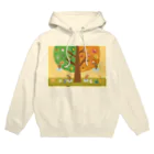 玖鷹の季節の木と動物 Hoodie