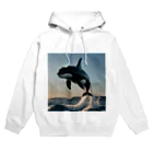 NukuNukuMikanの水面を飛び跳ねるシャチ Hoodie