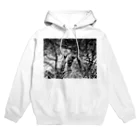 jagged_teethのquiet place Hoodie