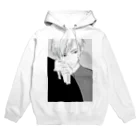 M?KUのBOY2 Hoodie