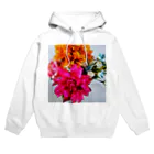 YTUKIのFlower Hoodie