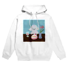 ___mekuのケーキを前に置かれたいぬ Hoodie