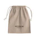 minneのminneのロゴ Mini Drawstring Bag